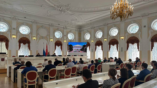 В Смольном обсудили переход на ресурсно-индексный метод определения сметной стоимости строительства